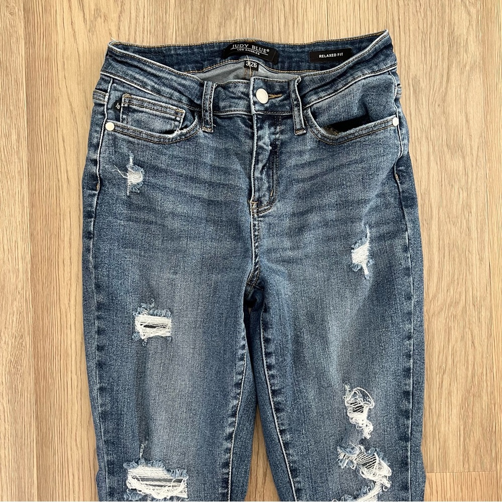 Judy Blue Dark Wash Distressed Relaxed Fit Jeans Size 3/26 Style JB88135 - Picture 5 of 13